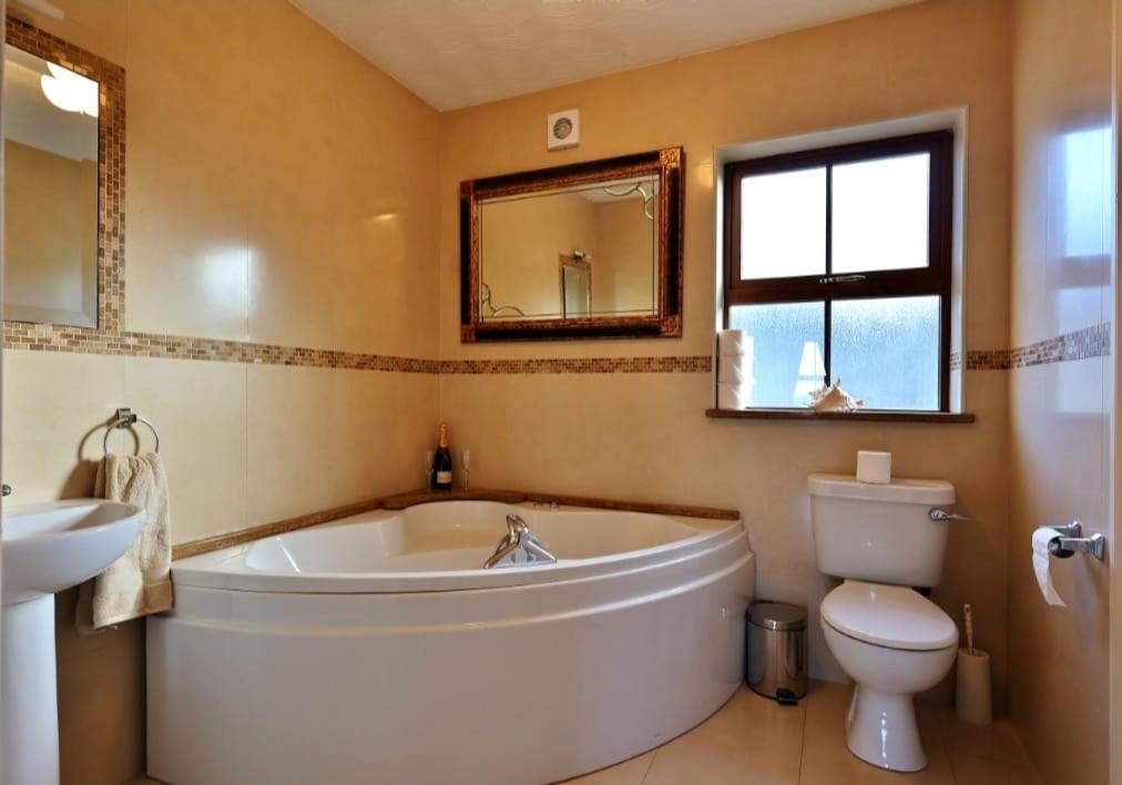 The Cliffs Of Moher Holiday House Doolin Ngoại thất bức ảnh